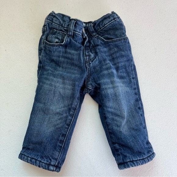 5/$25 gap baby girl fleece jeans 6-12 months - Picture 1 of 3